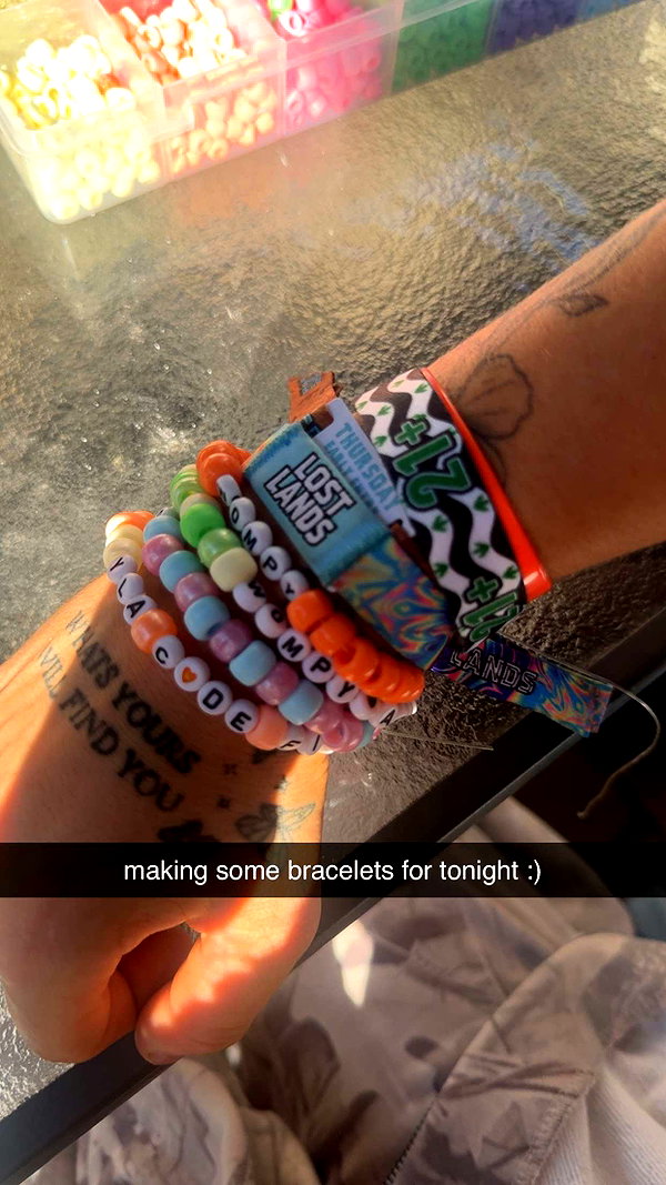 fionamaefit snapchat image archive image