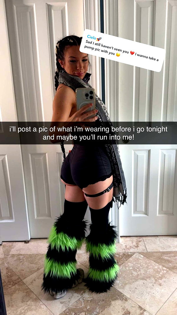fionamaefit snapchat image archive image