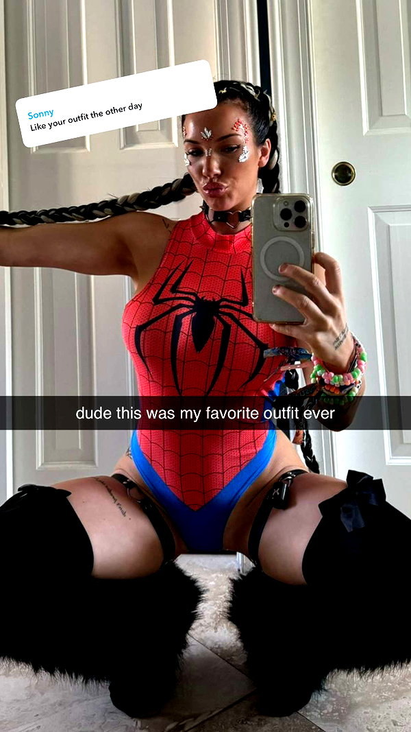 fionamaefit snapchat image archive image