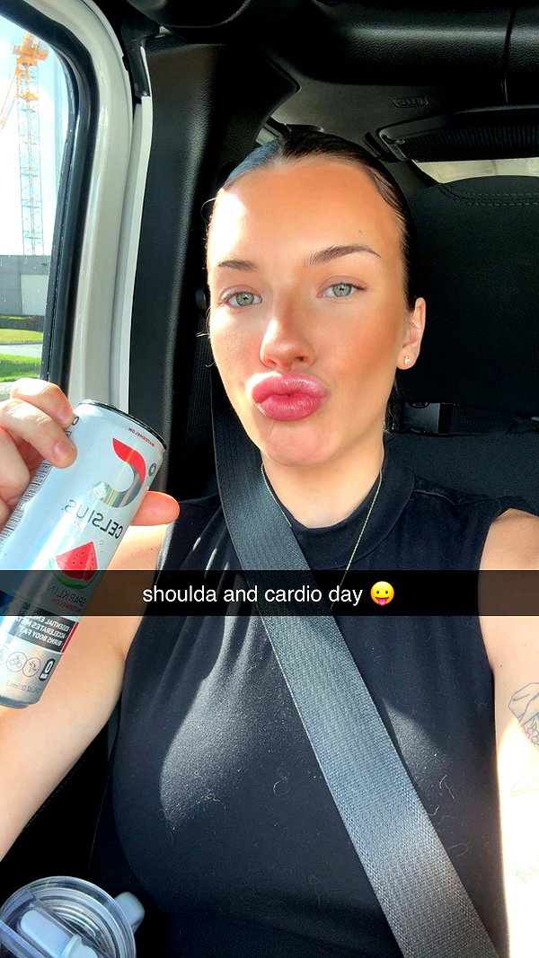 fionamaefit snapchat image archive image