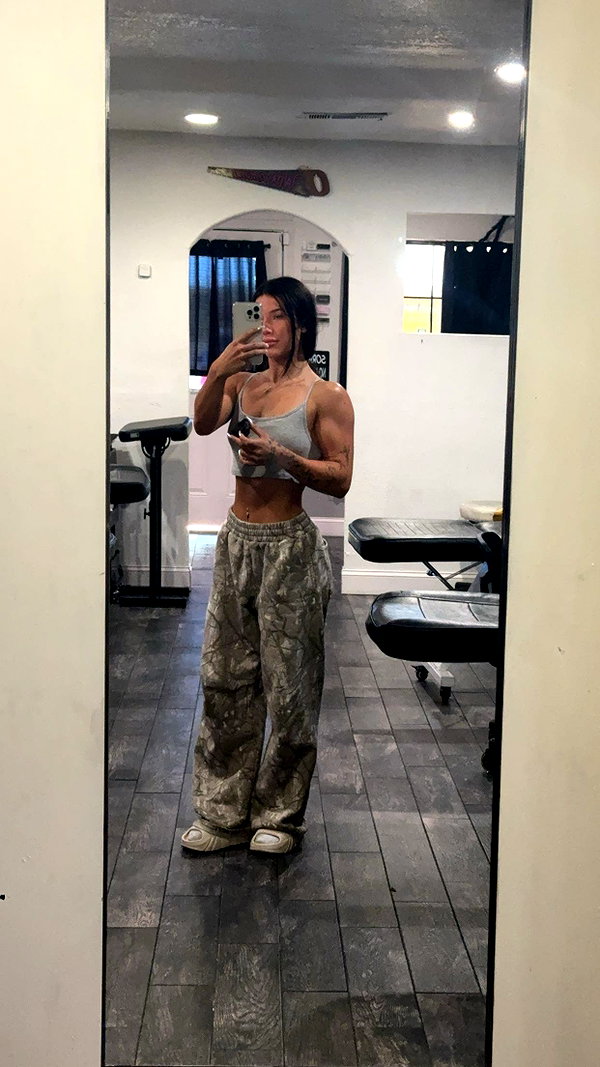 fionamaefit snapchat image archive image