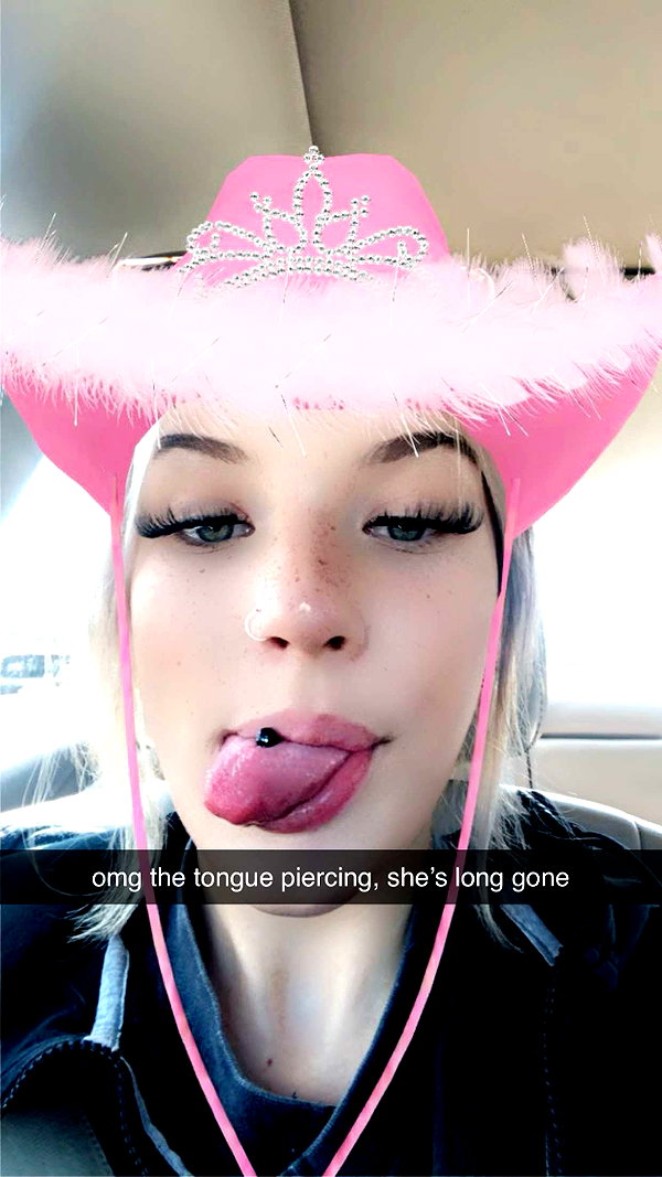 fionamaefit snapchat image archive image
