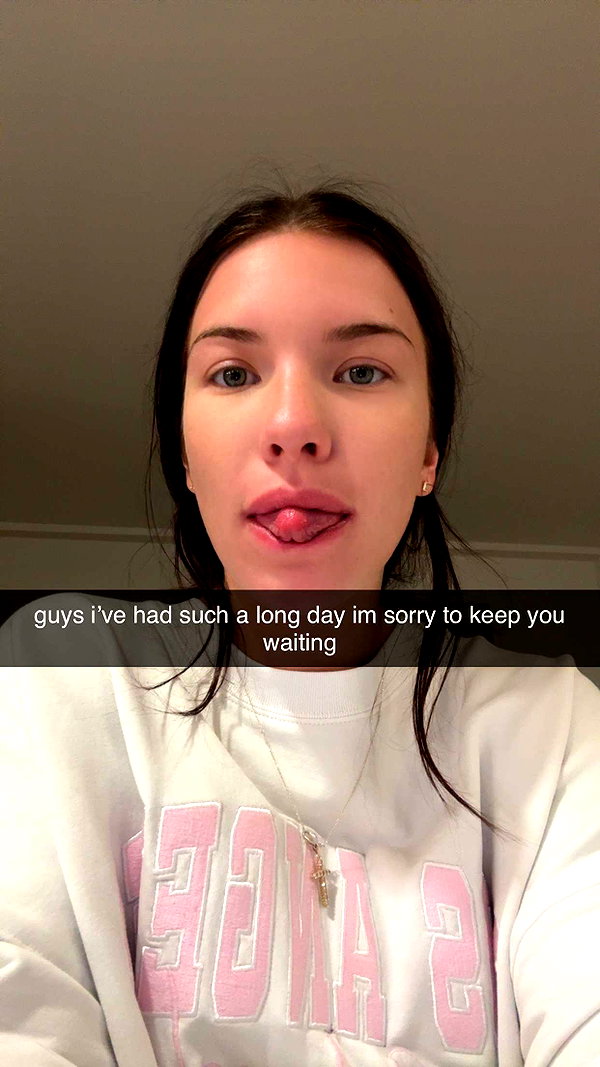 fionamaefit snapchat image archive image