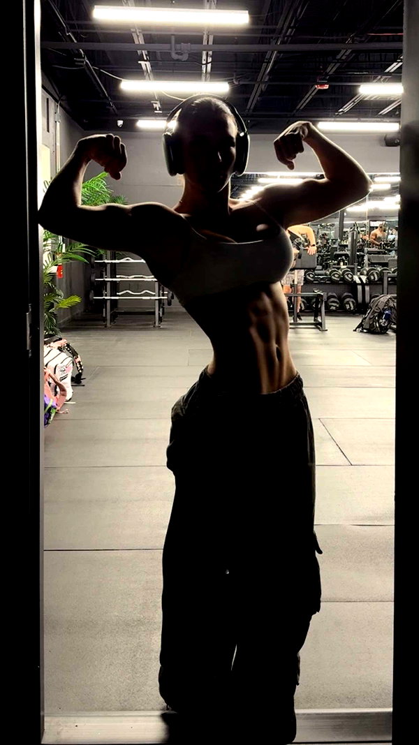 fionamaefit snapchat image archive image