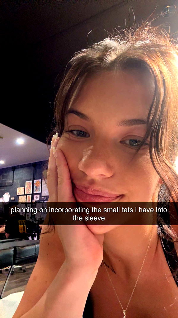 fionamaefit snapchat image archive image