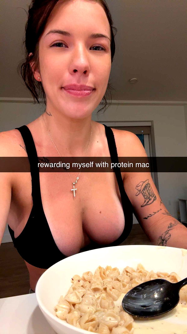 fionamaefit snapchat image archive image