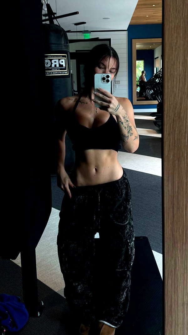 fionamaefit snapchat image archive image