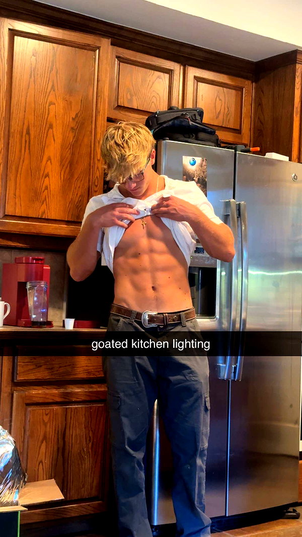 fionamaefit snapchat image archive image