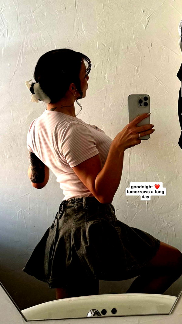 fionamaefit snapchat image archive image