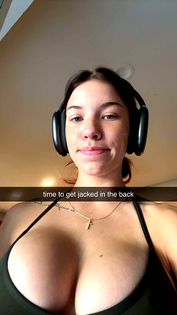 fionamaefit snapchat image archive image