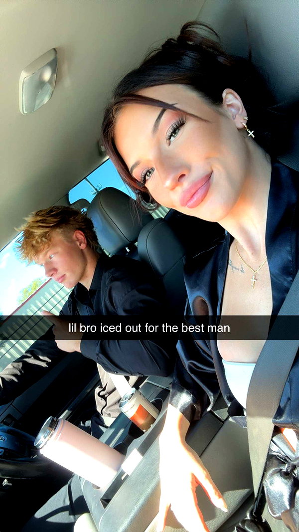 fionamaefit snapchat image archive image