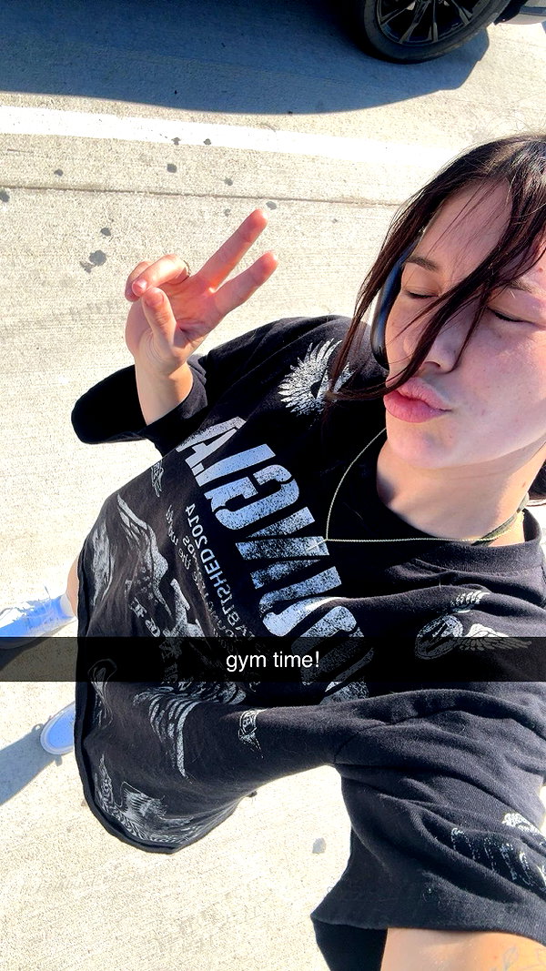 fionamaefit snapchat image archive image