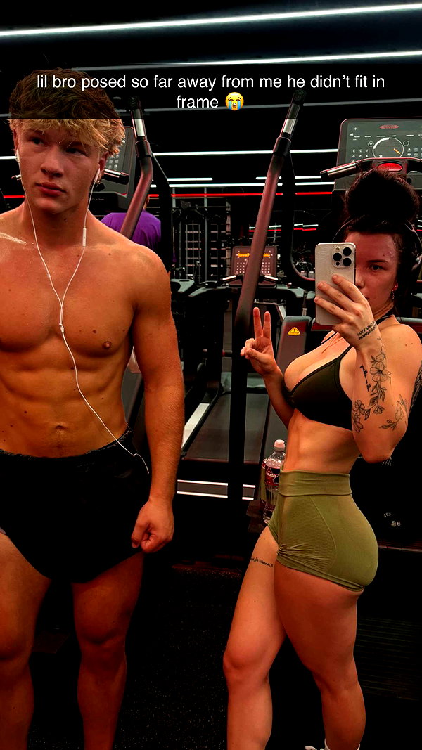 fionamaefit snapchat image archive image