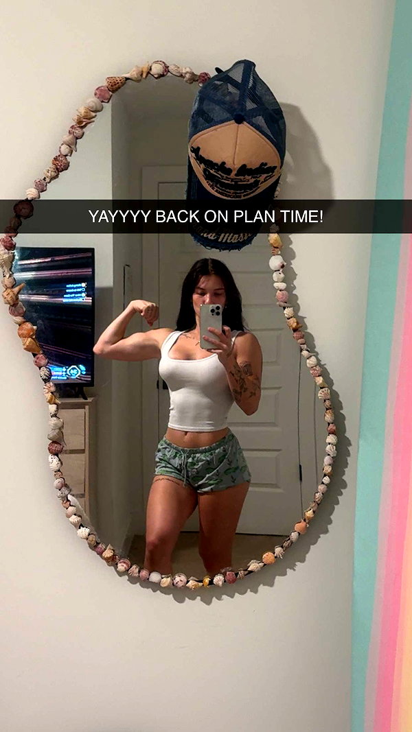 fionamaefit snapchat image archive image