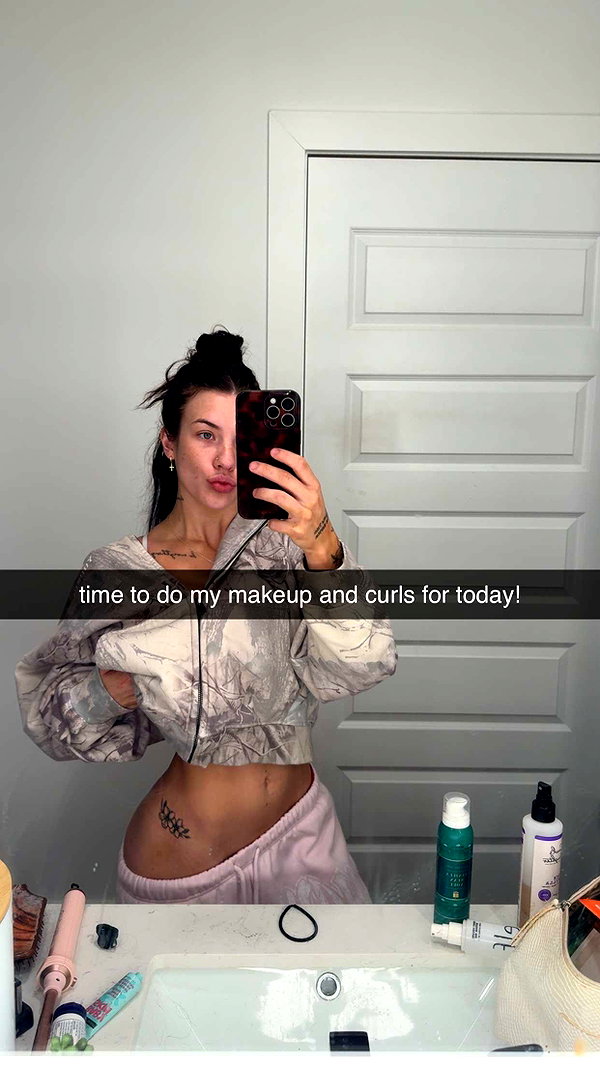 fionamaefit snapchat image archive image