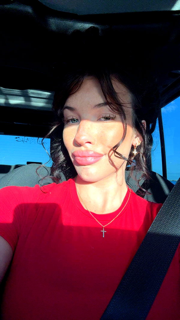 fionamaefit snapchat image archive image