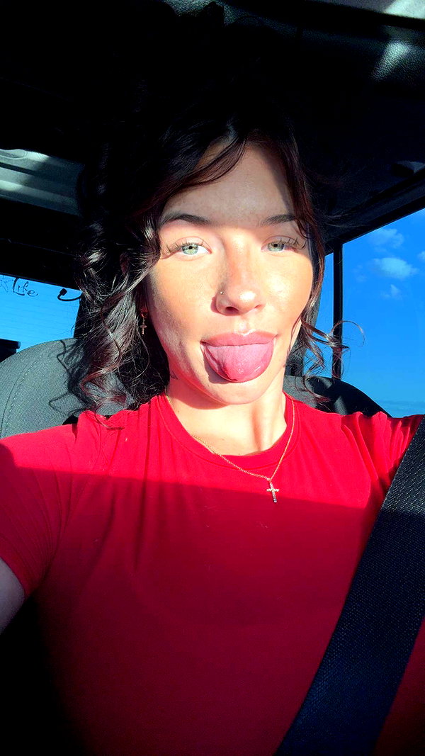fionamaefit snapchat image archive image