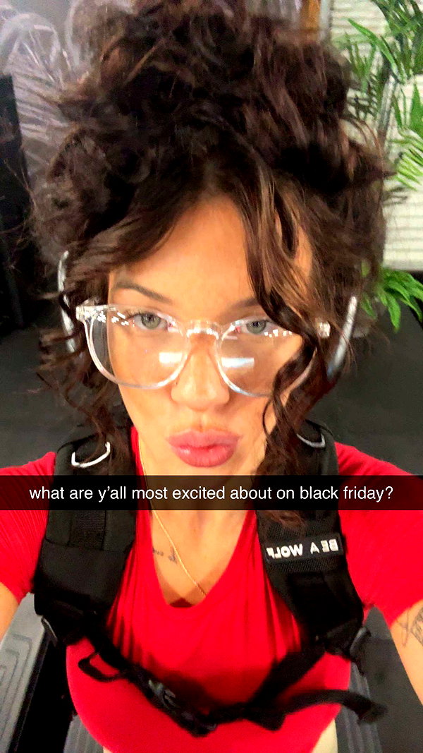 fionamaefit snapchat image archive image