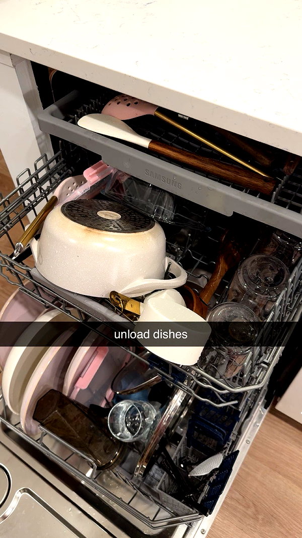 fionamaefit snapchat image archive image
