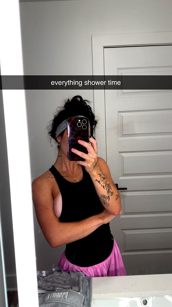 fionamaefit snapchat image archive image