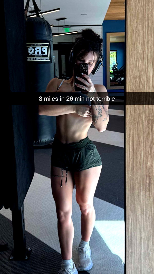 fionamaefit snapchat image archive image