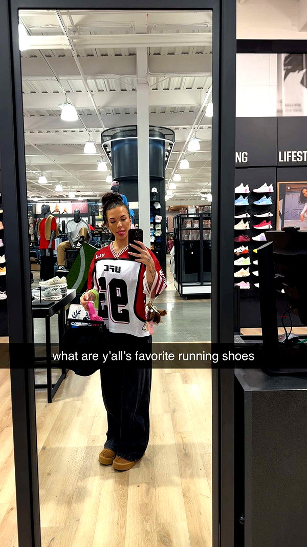 fionamaefit snapchat image archive image