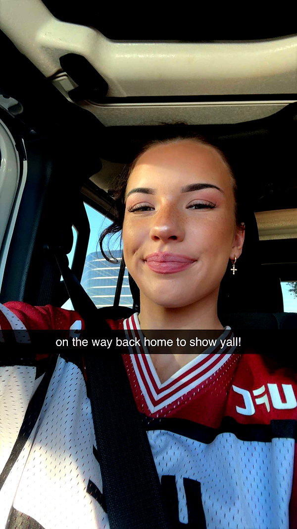 fionamaefit snapchat image archive image