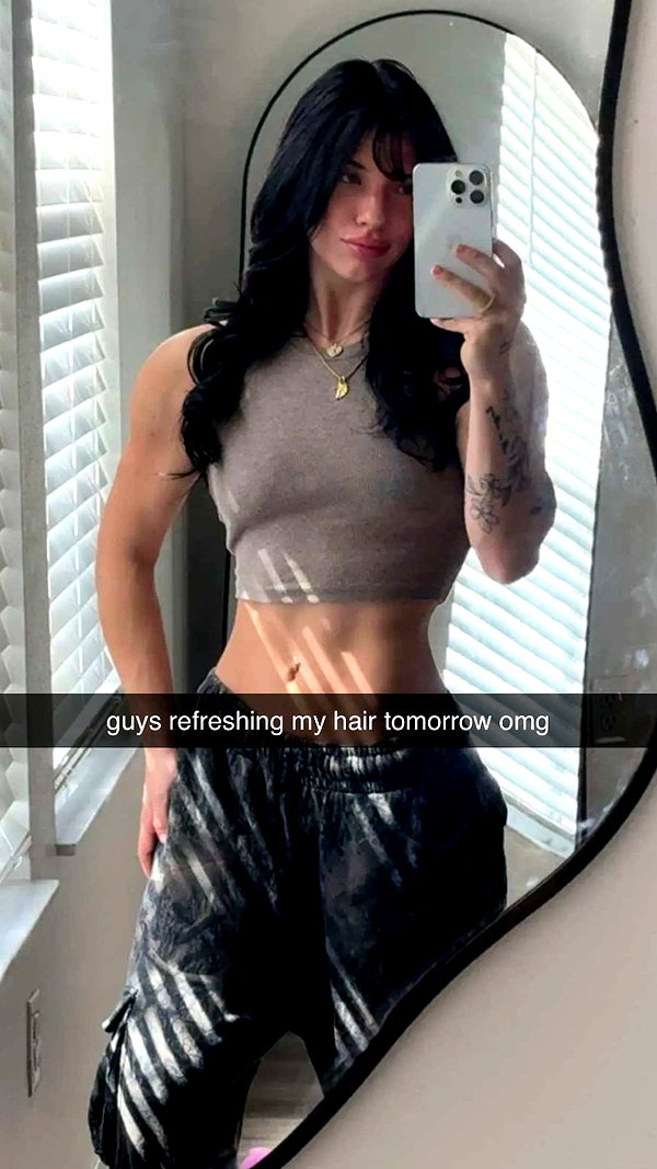 fionamaefit snapchat image archive image