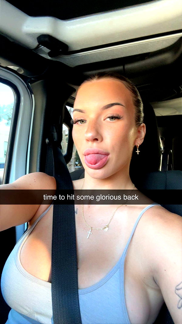 fionamaefit snapchat image archive image