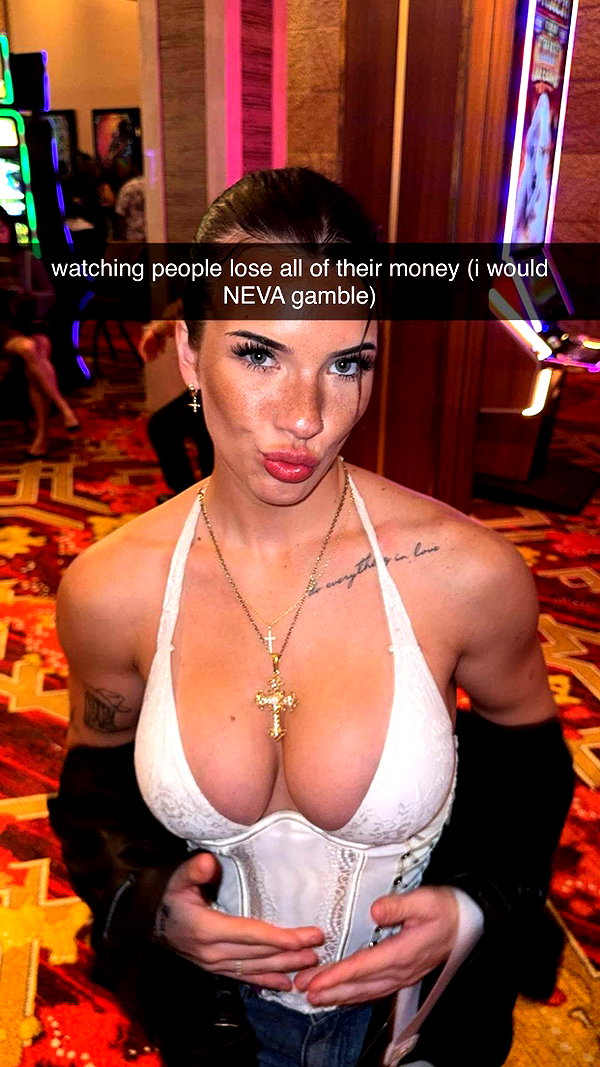 fionamaefit snapchat image archive image