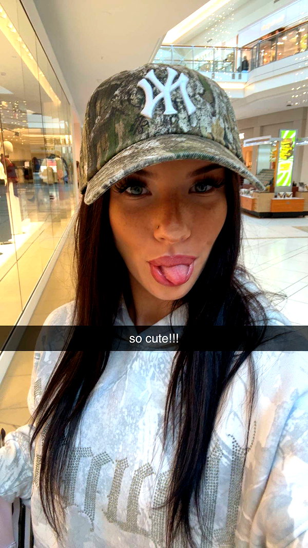 fionamaefit snapchat image archive image