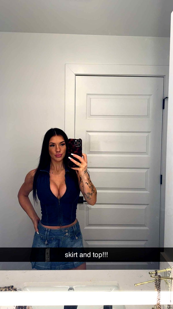 fionamaefit snapchat image archive image