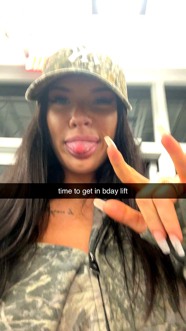 fionamaefit snapchat image archive image