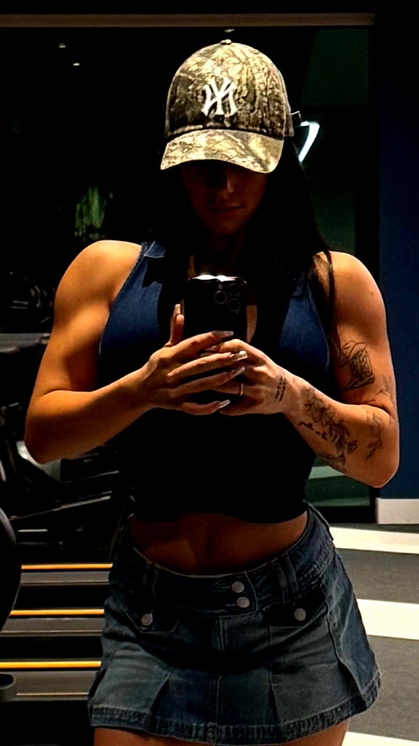fionamaefit snapchat image archive image