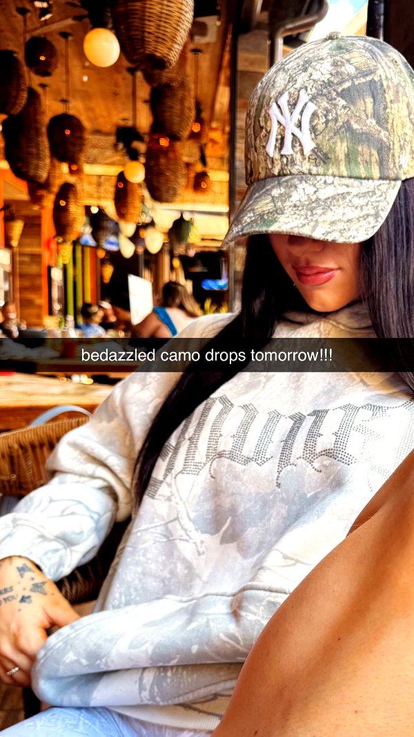 fionamaefit snapchat image archive image