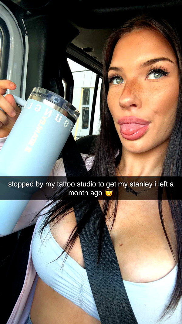 fionamaefit snapchat image archive image