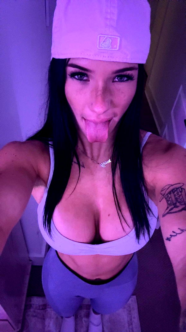 fionamaefit snapchat image archive image