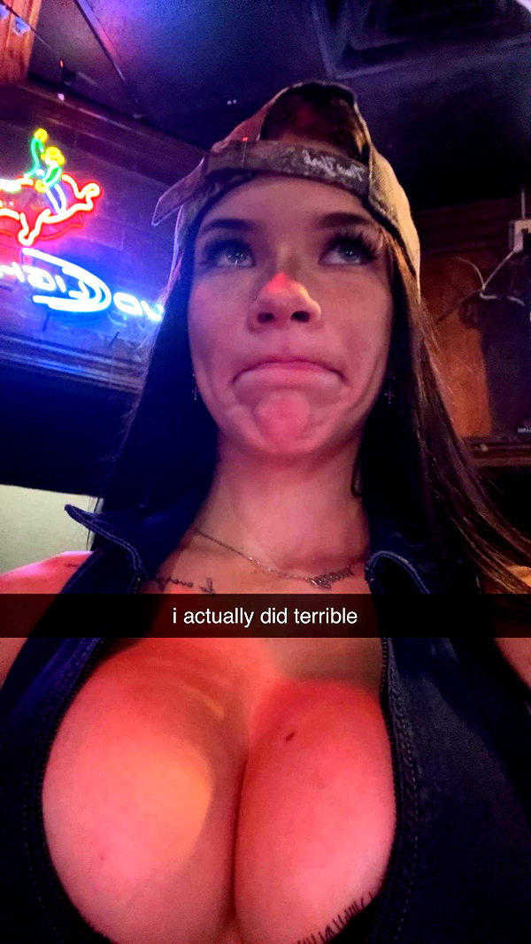 fionamaefit snapchat image archive image