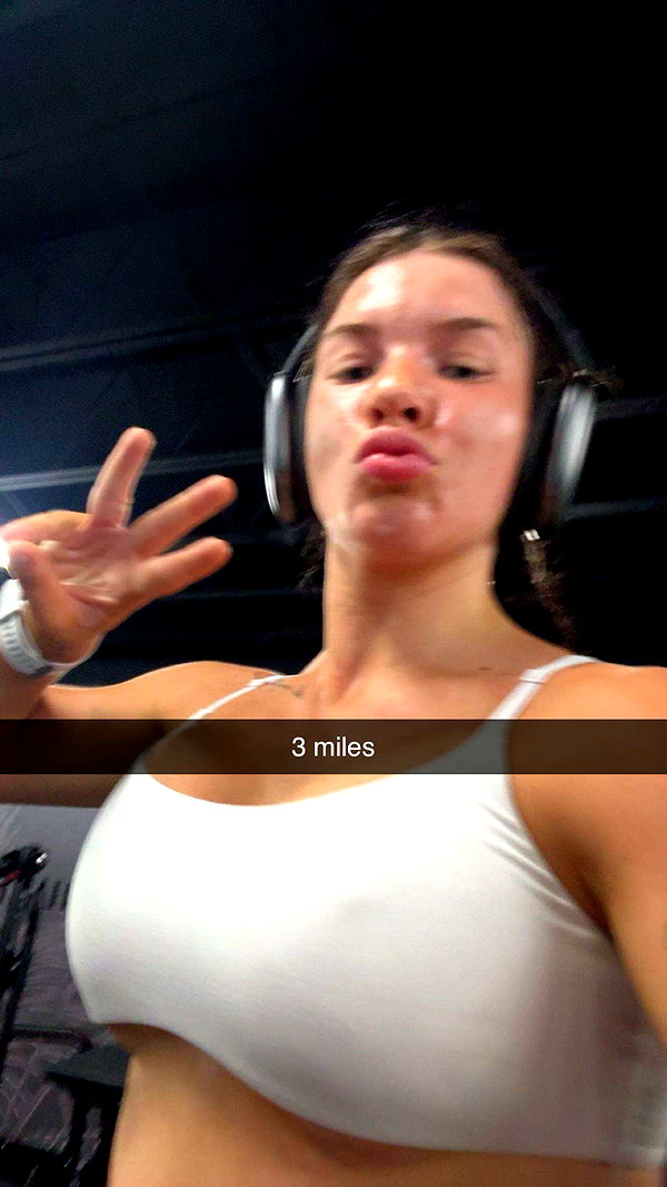fionamaefit snapchat image archive image