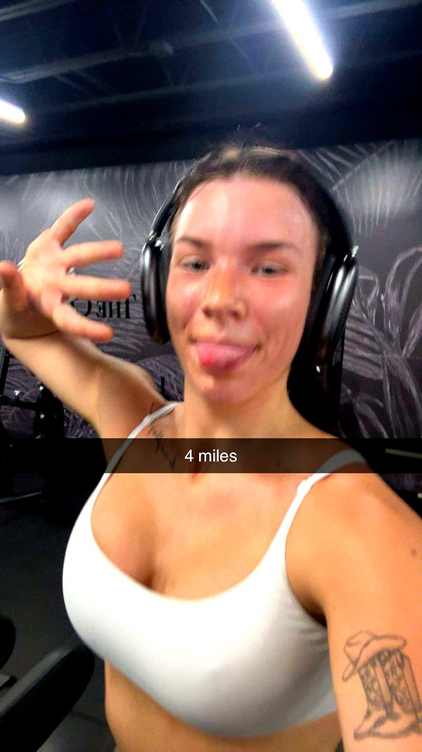 fionamaefit snapchat image archive image