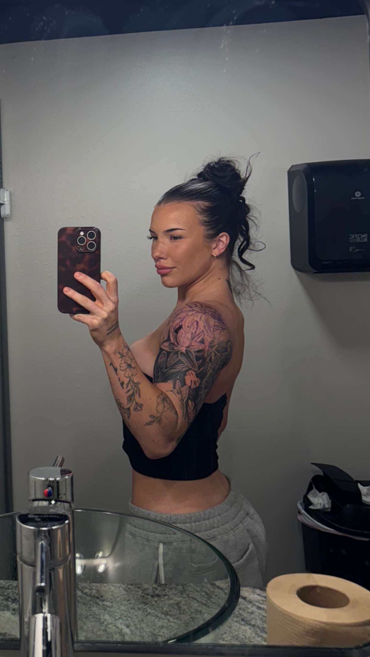 fionamaefit snapchat image archive image