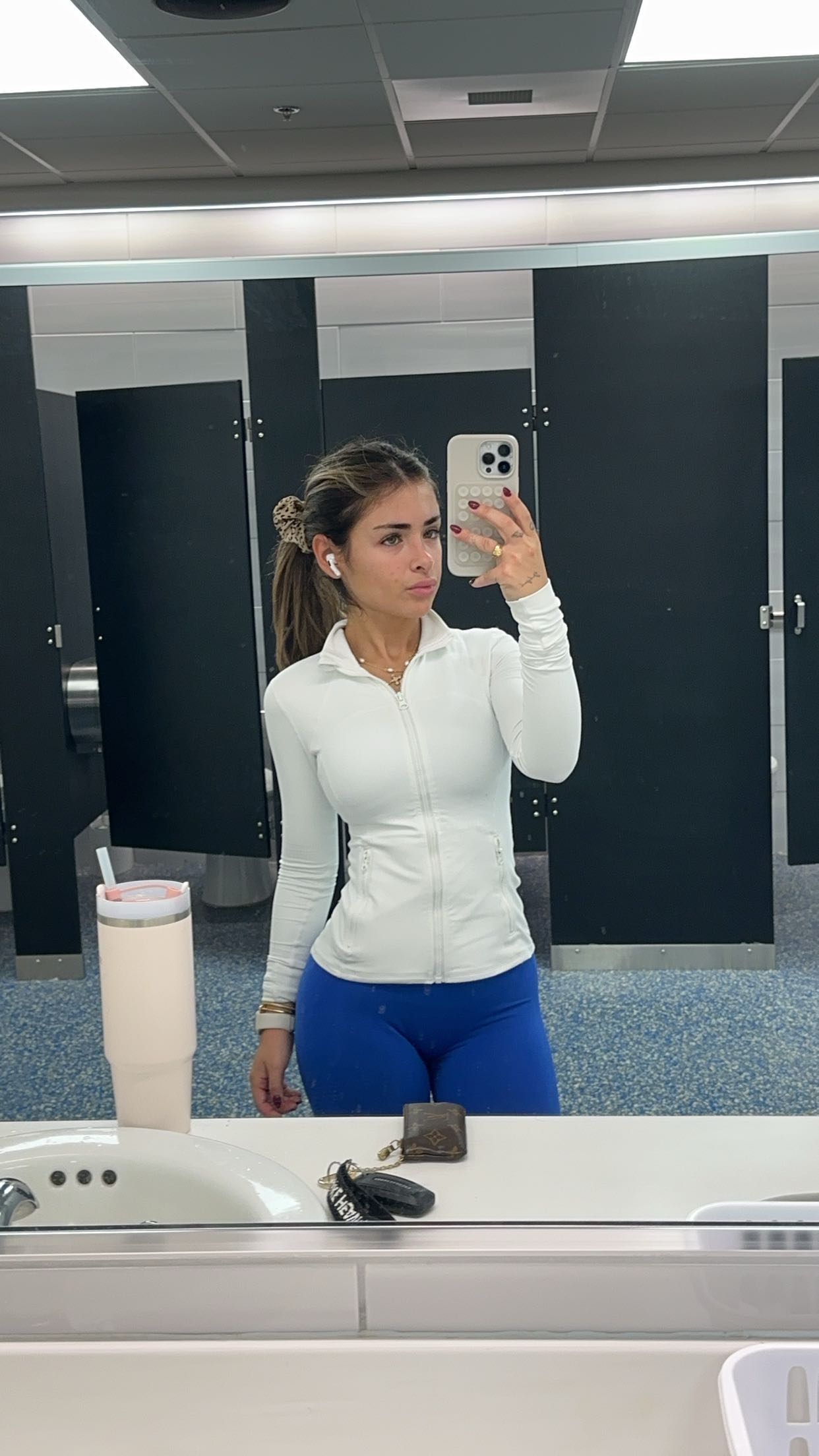 gabannalisa snapchat image archive image