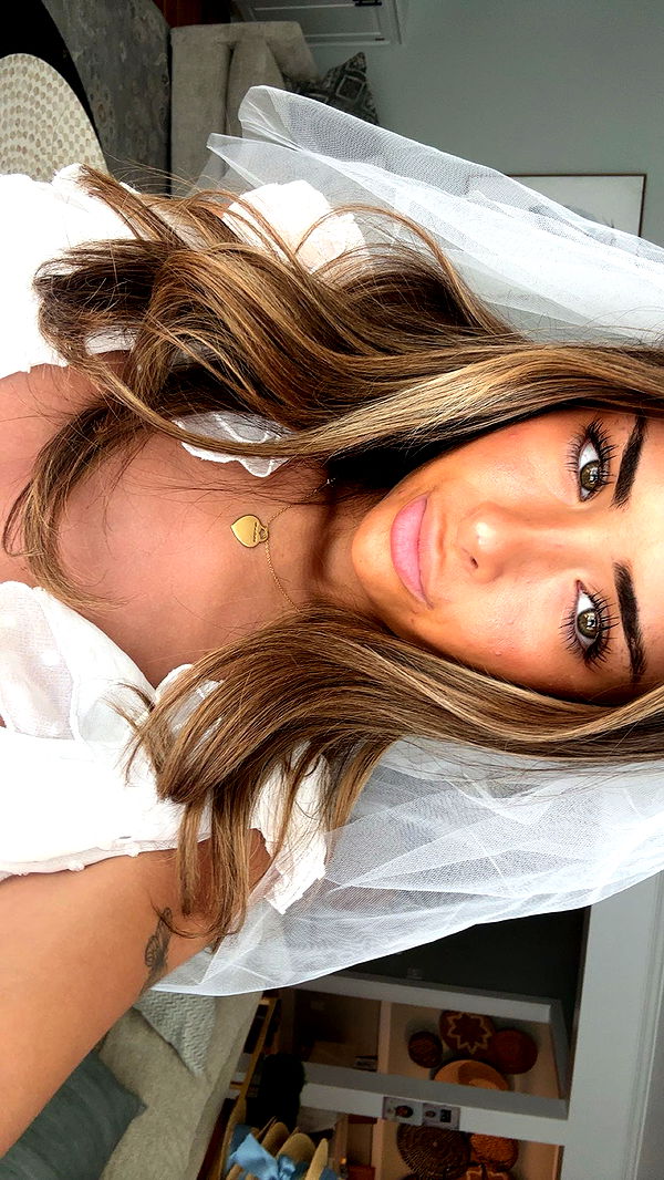 gabannalisa image ~ Altpins