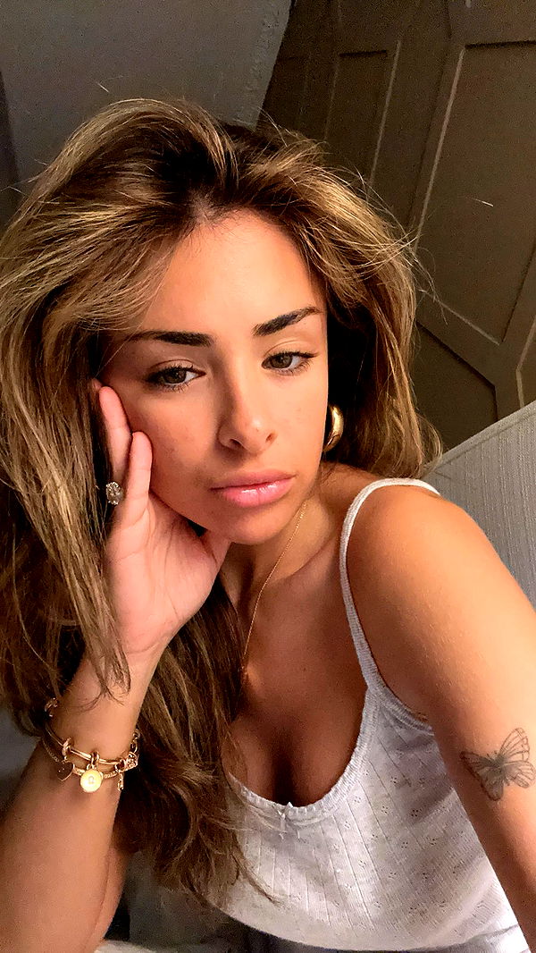 gabannalisa image ~ Altpins