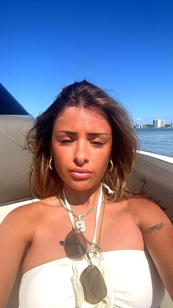 gabannalisa image ~ Altpins