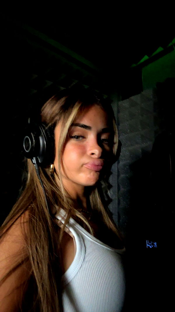 gabannalisa image ~ Altpins