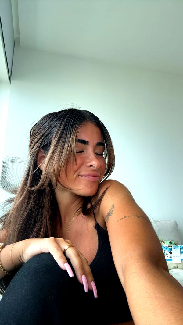 gabannalisa image ~ Altpins