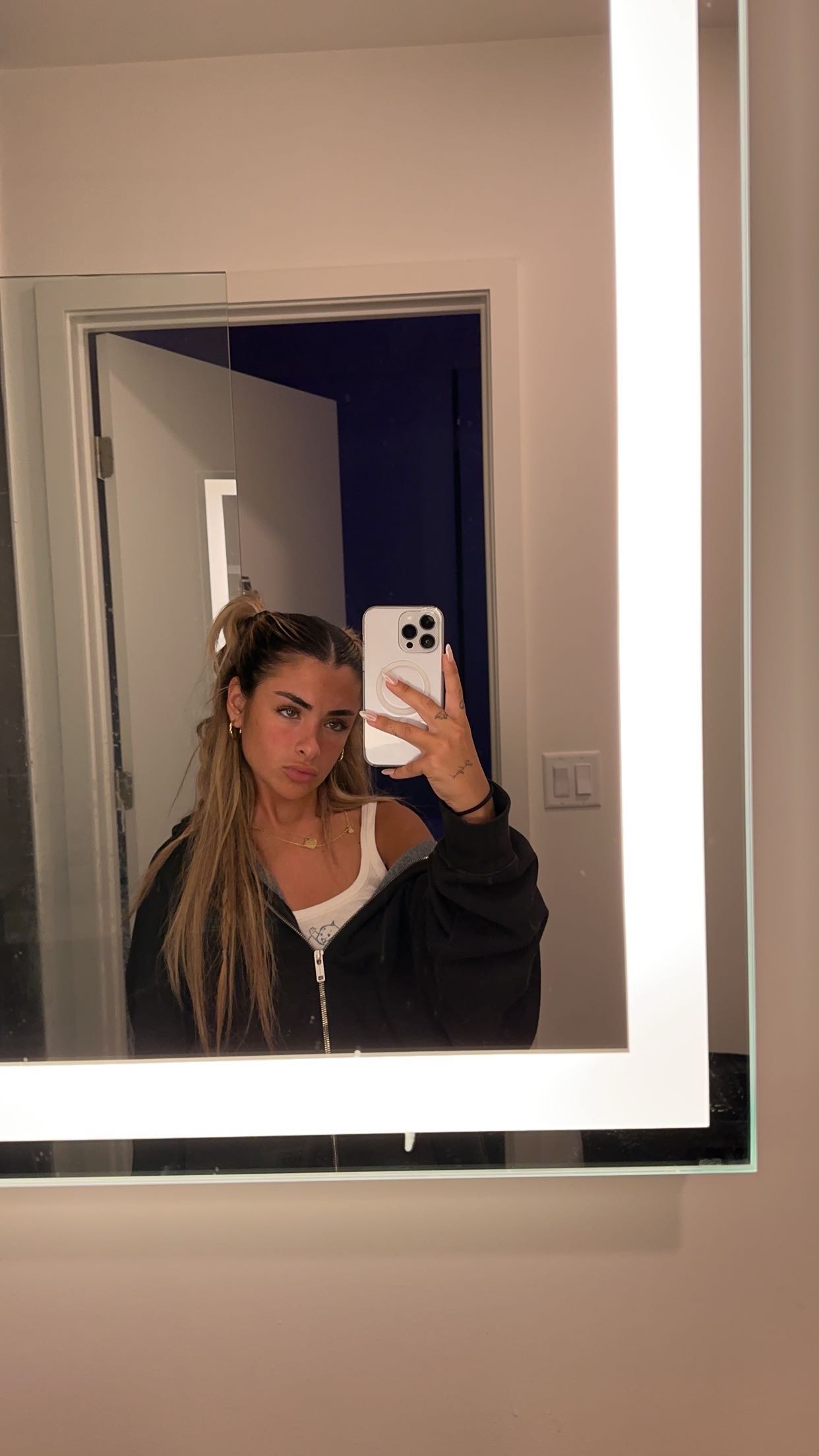 gabannalisa snapchat image archive image