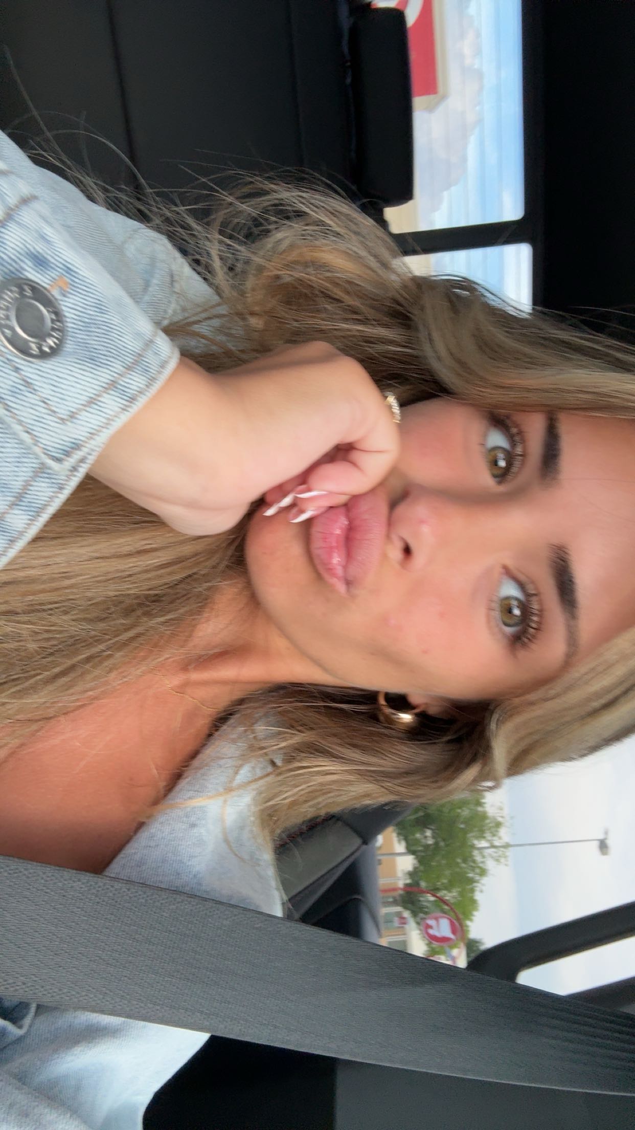 gabannalisa snapchat image archive image