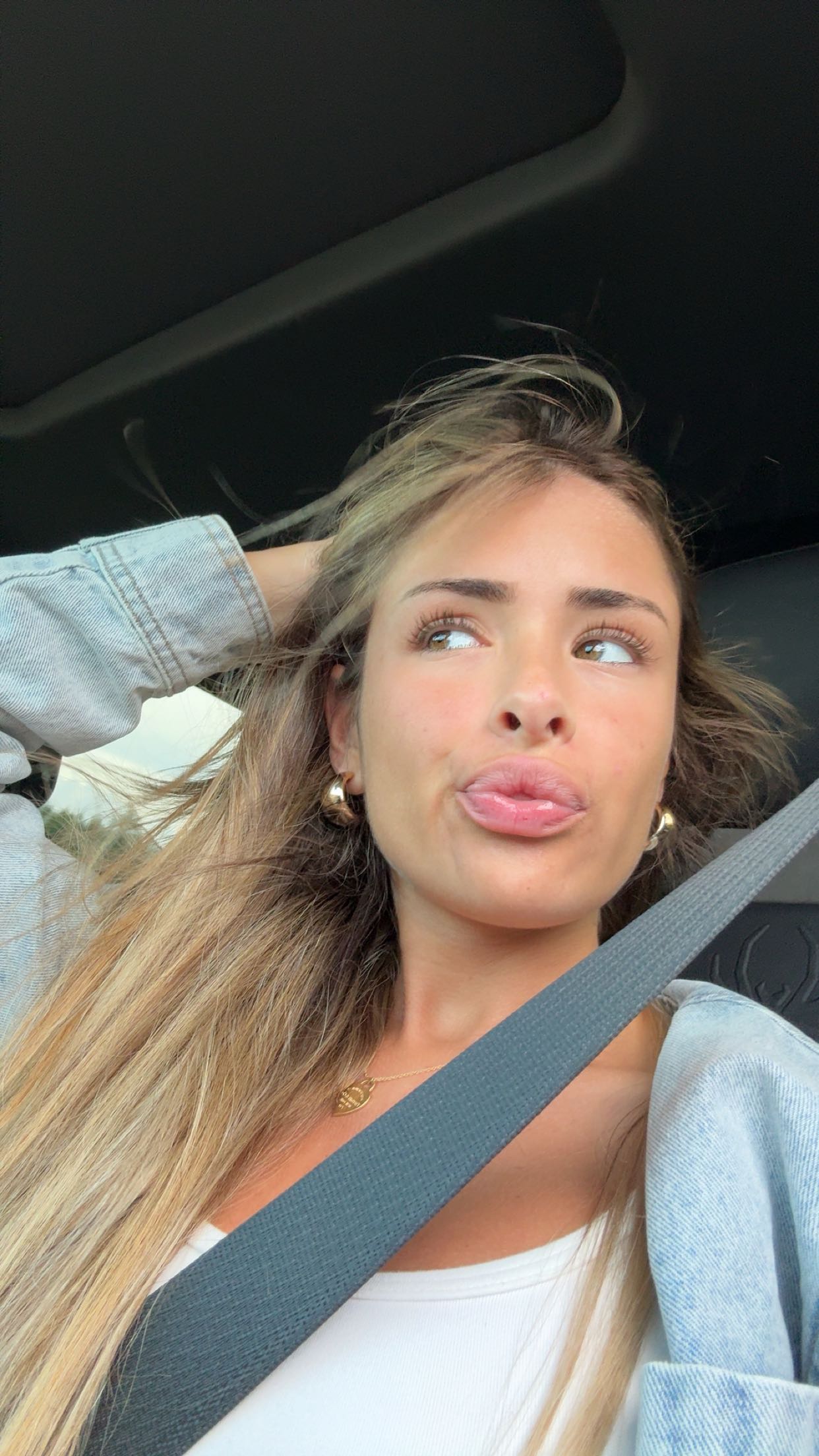 gabannalisa snapchat image archive image